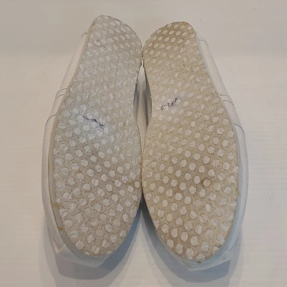 Toms Women's White With Blue Contrast Stitching Classic Alpargata Loafer Flats - Picture 9 of 12